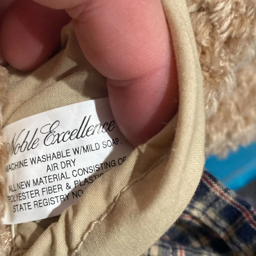 Collectible bear - Picture 3 of 3